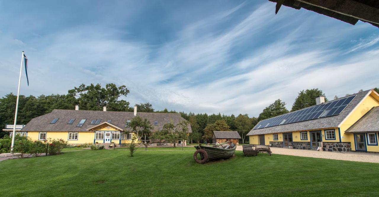Nurka Talu Pension Piirumi Buitenkant foto